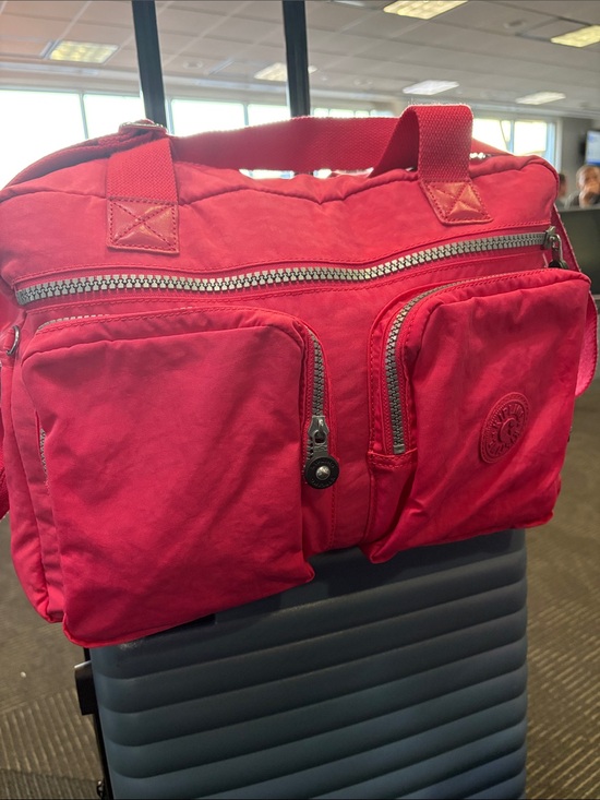 Handbags - Kipling EXTRA LARGE WEEKENDER DUFFLE BAG
- Casual Carryall in Pink